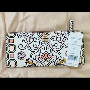 Tory Burch Hicks Garden Slim Envelope Wallet